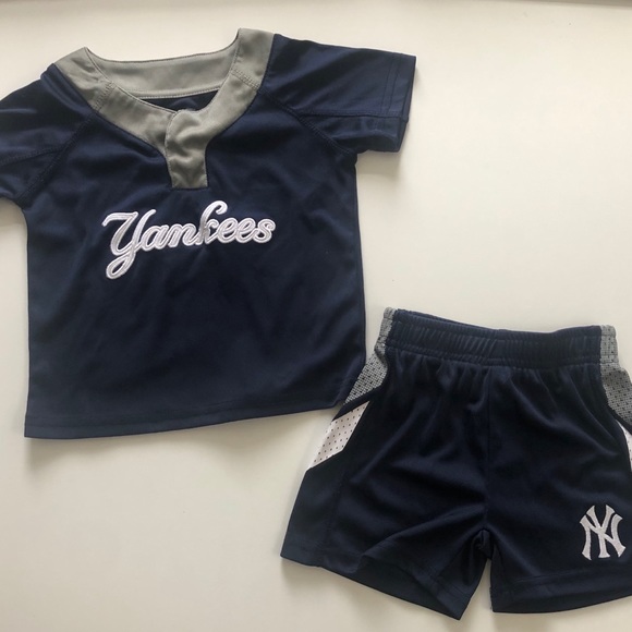 yankees outfit